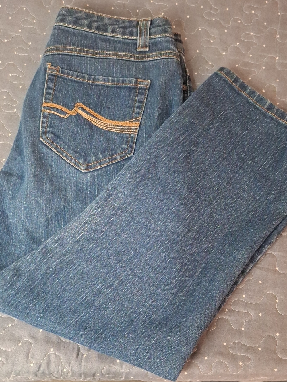 Nine West Cropped Jeans size 8